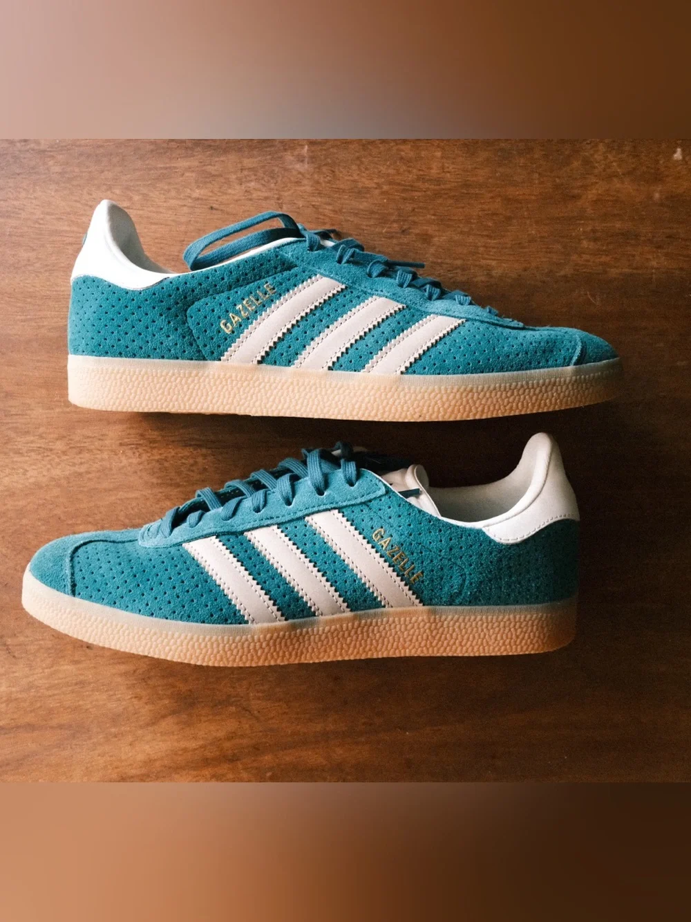 Adidas original gazelle sneakers